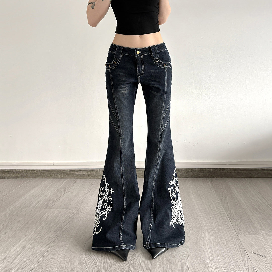 Damer jeans med utsvängd ben och elegant broderi Mirla-Eva Jonsson