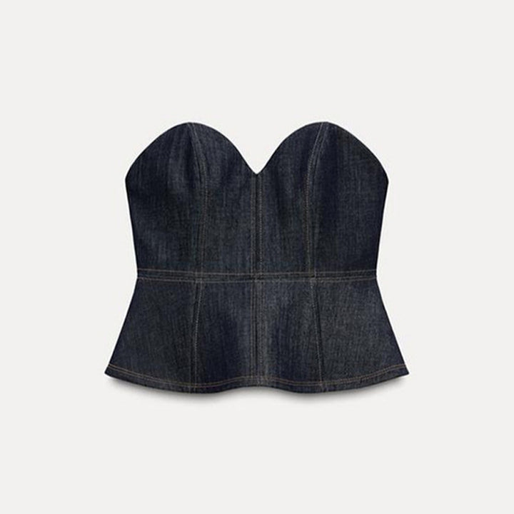 Damer jeansblazer i modern stil med figursydd passform och praktiska fickor Mirla-Eva Jonsson