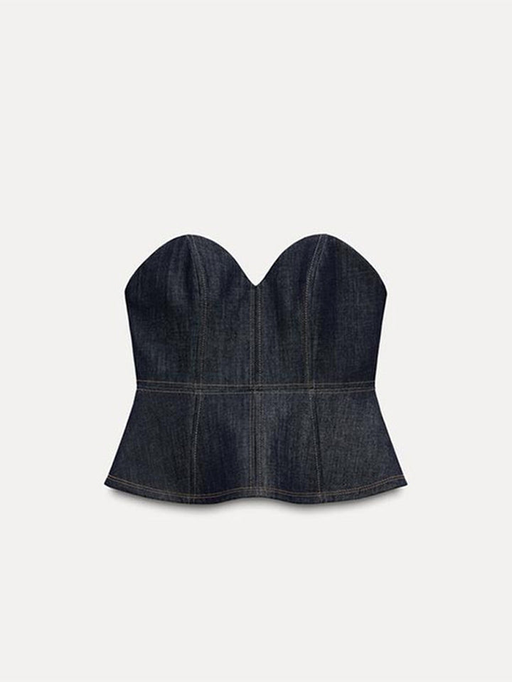 Damer jeansblazer i modern stil med figursydd passform och praktiska fickor Mirla-Eva Jonsson