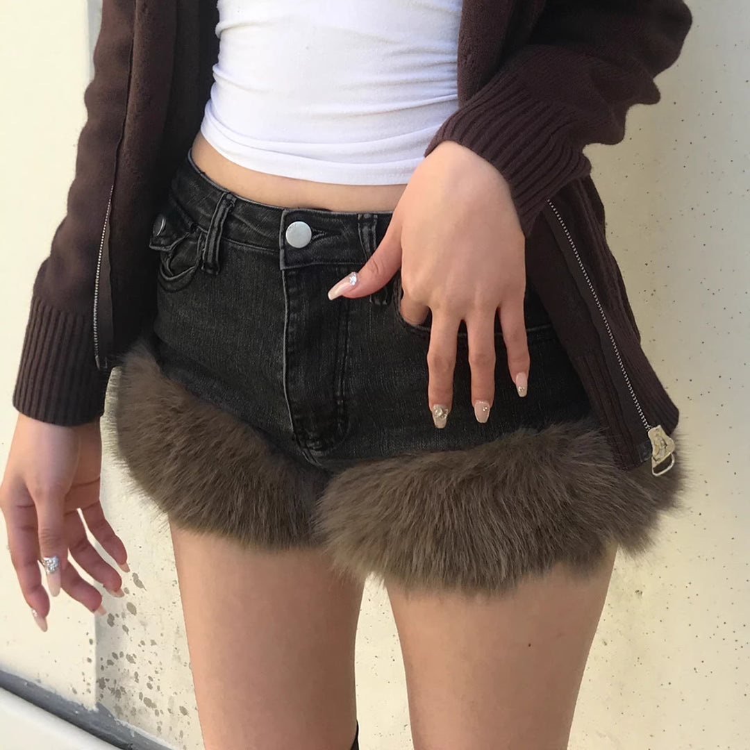 Damer jeansshorts med lyxig konstpälskant Mirla-Eva Jonsson