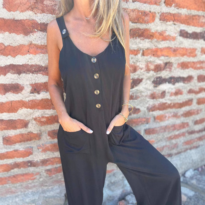 Damer jumpsuit med praktiska fickor och knappdetalj Mirla-Eva Jonsson