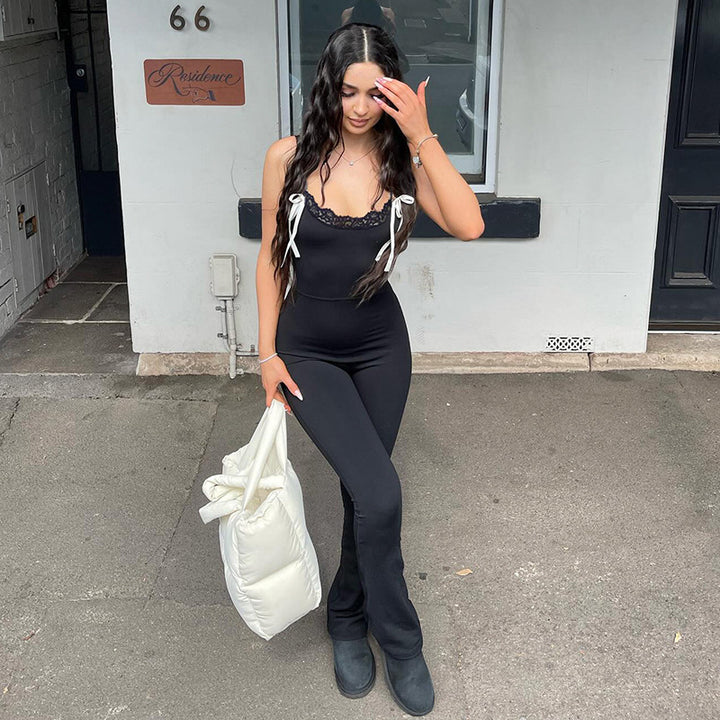 Damer jumpsuit med spets och justerbara axelremmar Mirla-Eva Jonsson