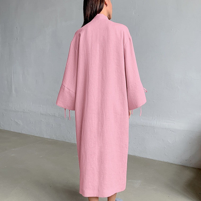 Damer kimono-stil morgonrock med lekfullt volangdetalj Mirla-Eva Jonsson