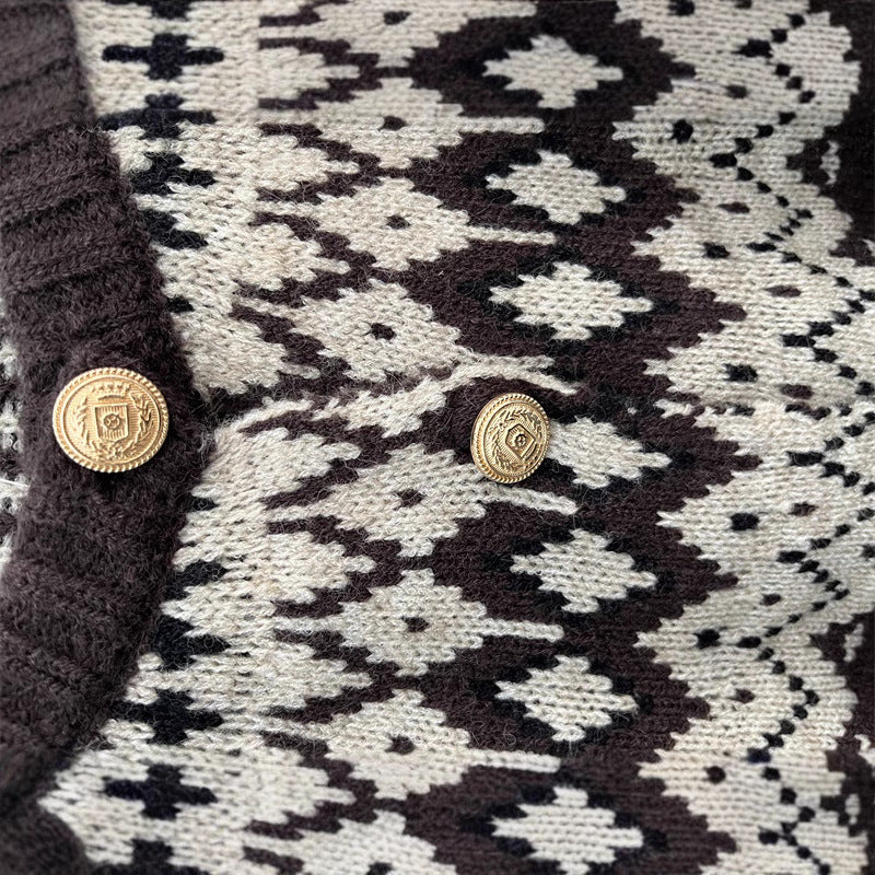 Damer kofta med traditionellt norskt mönster Mirla-Eva Jonsson