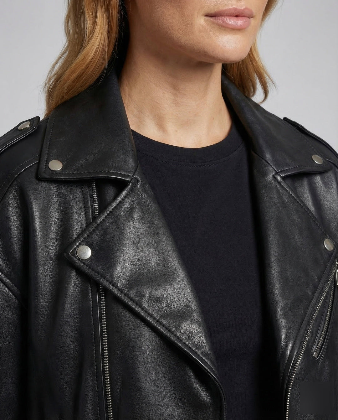 Damer konstläder bikerjacka oversized-Eva Jonsson