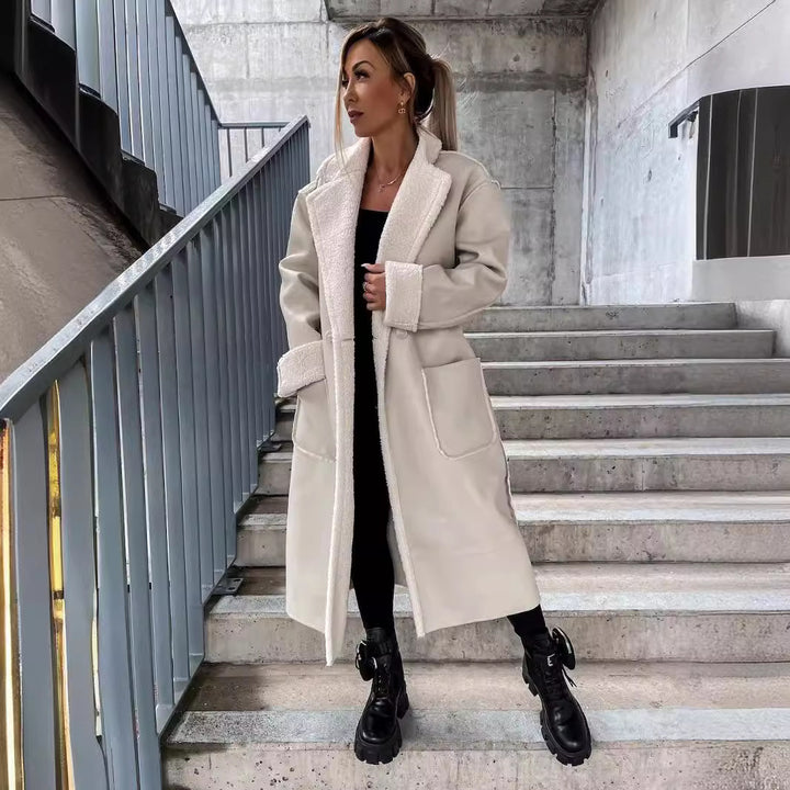 Damer konstläder-mantel med mjukt teddyfoder och figursydd bälte Mirla-Eva Jonsson