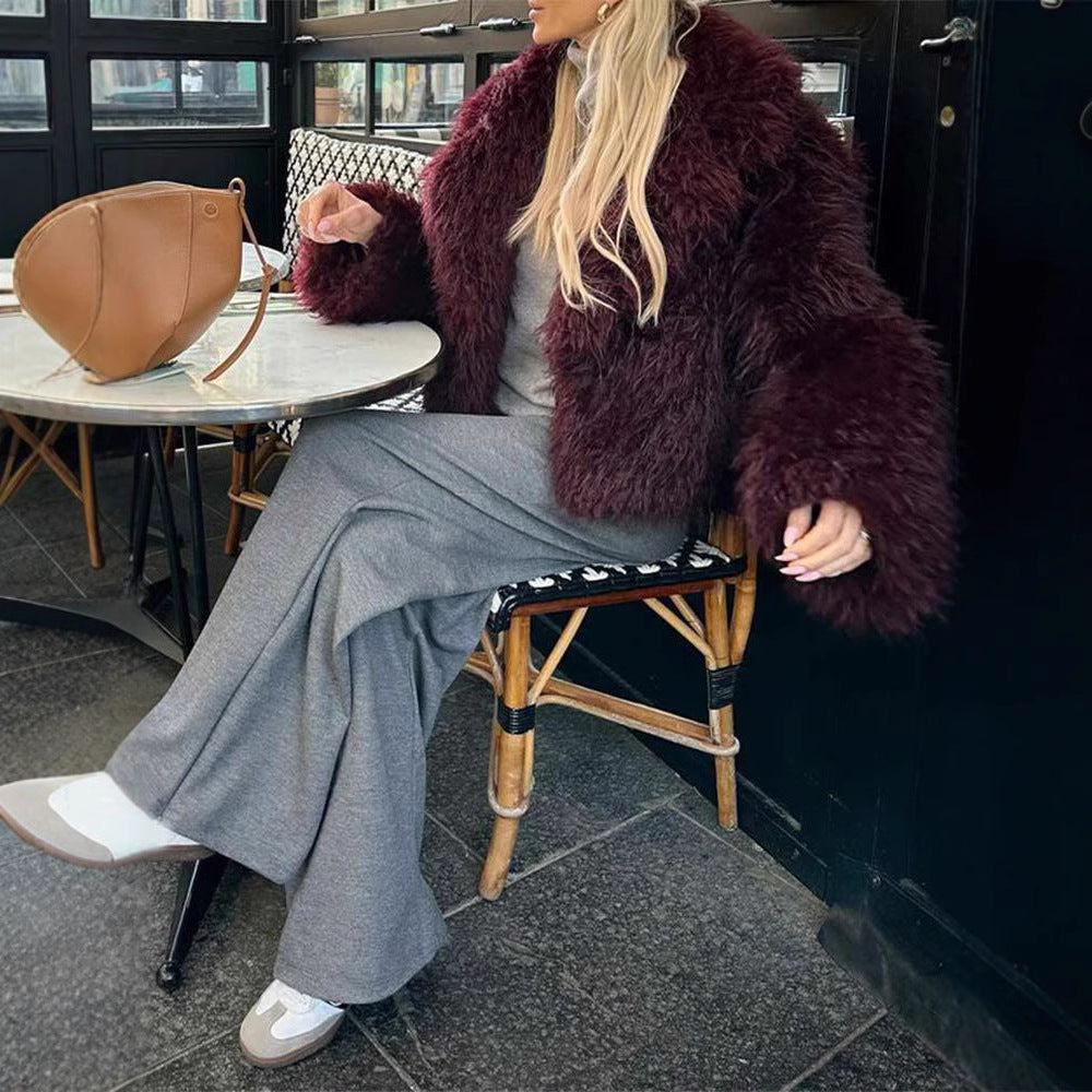 Damer konstpälsjacka i moderiktigt oversized-snitt Mirla-Eva Jonsson