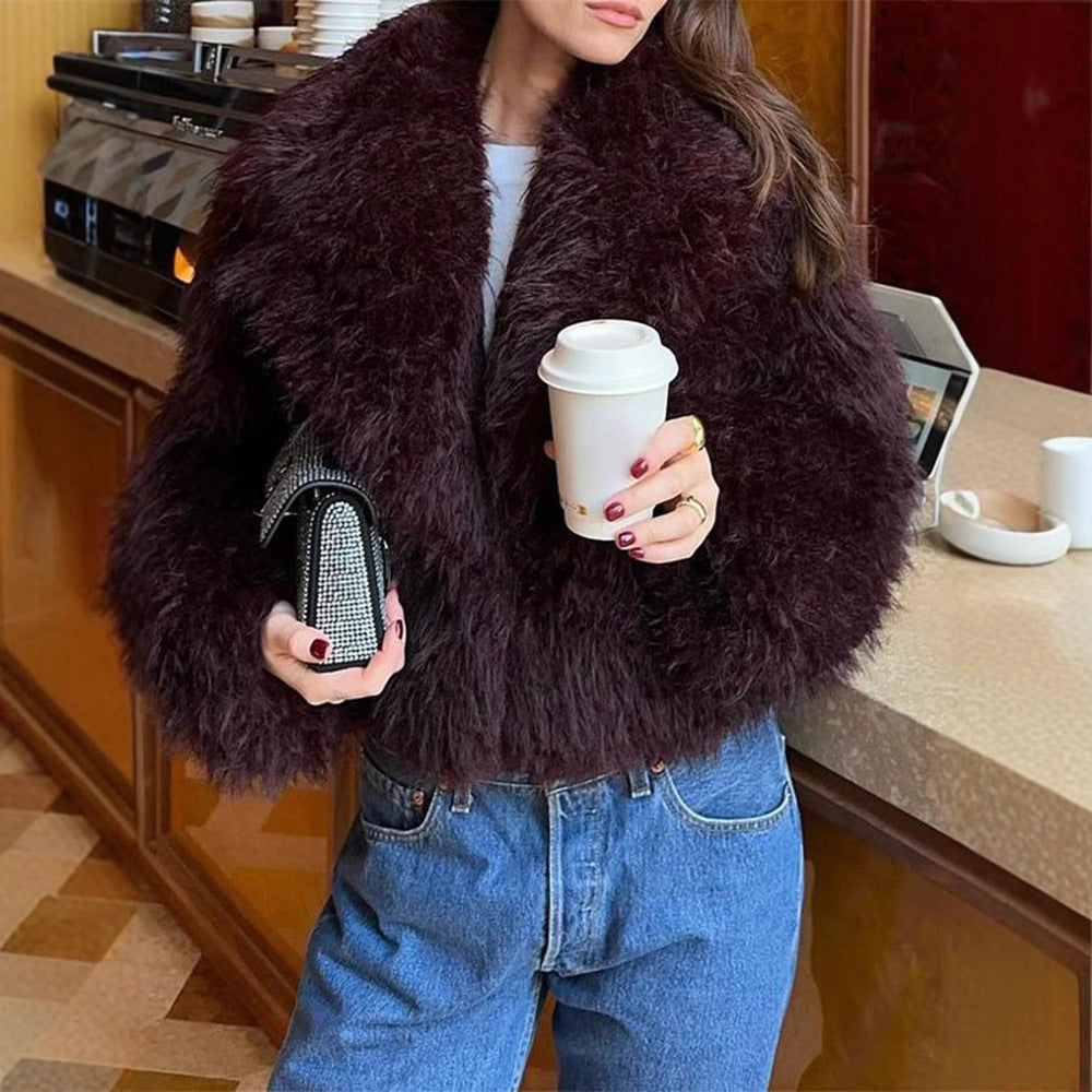 Damer konstpälsjacka i moderiktigt oversized-snitt Mirla-Eva Jonsson