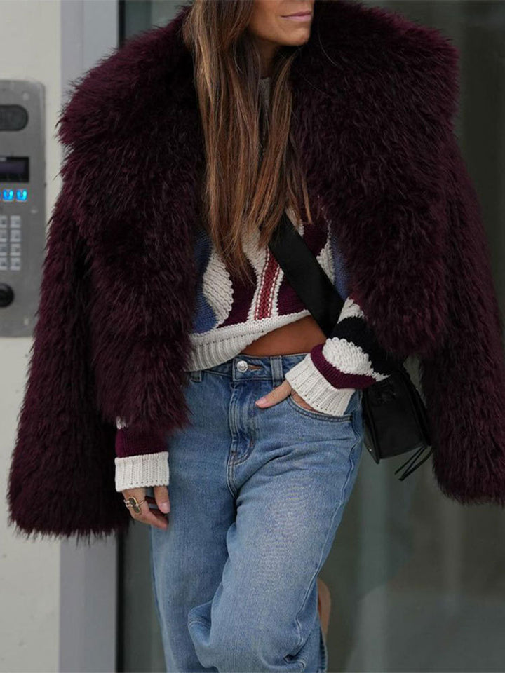 Damer konstpälsjacka i moderiktigt oversized-snitt Mirla-Eva Jonsson
