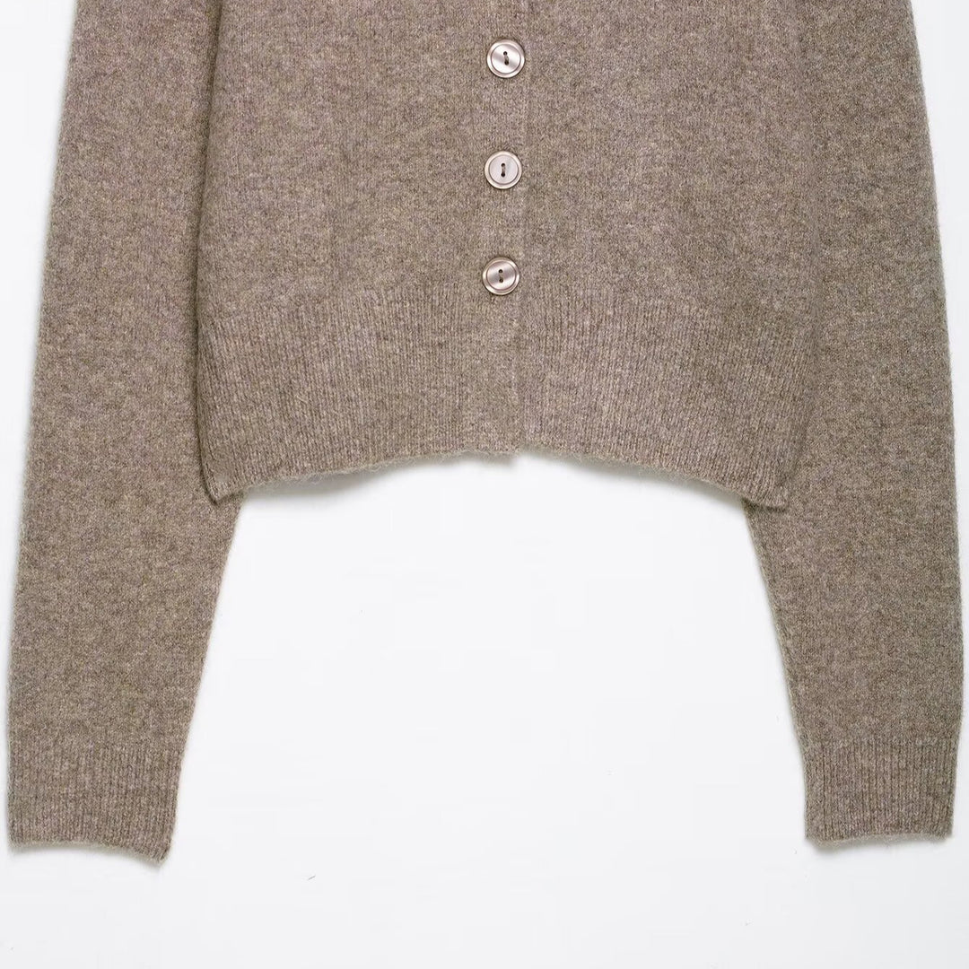 Damer kort cardigan med knäppning Mirla-Eva Jonsson