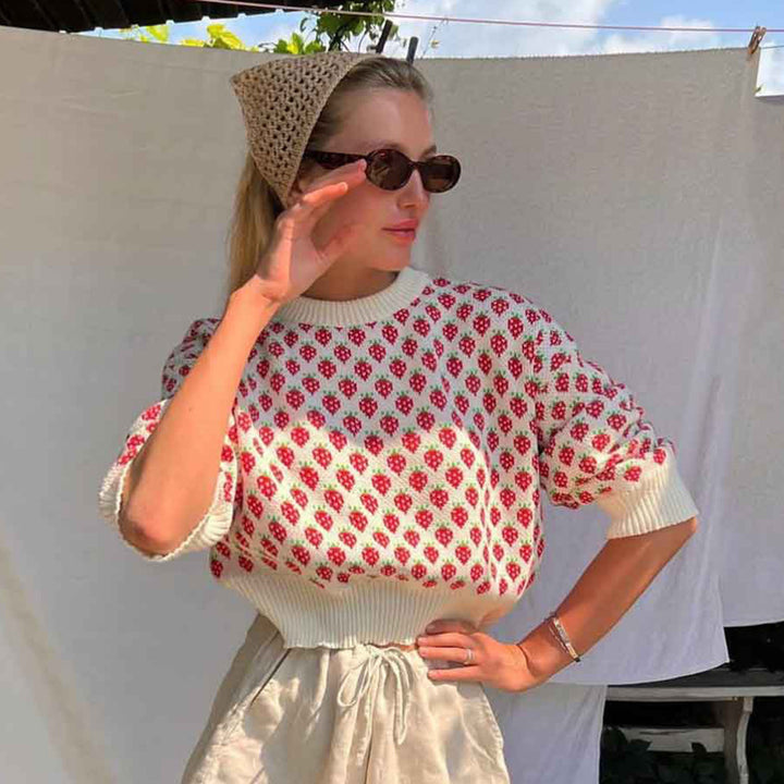 Damer kort tröja med blommönster Mirla-Eva Jonsson