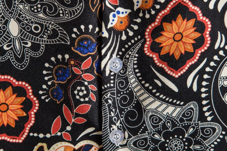 Damer kortärmad blus med blommönster och fin struktur Mirla-Eva Jonsson