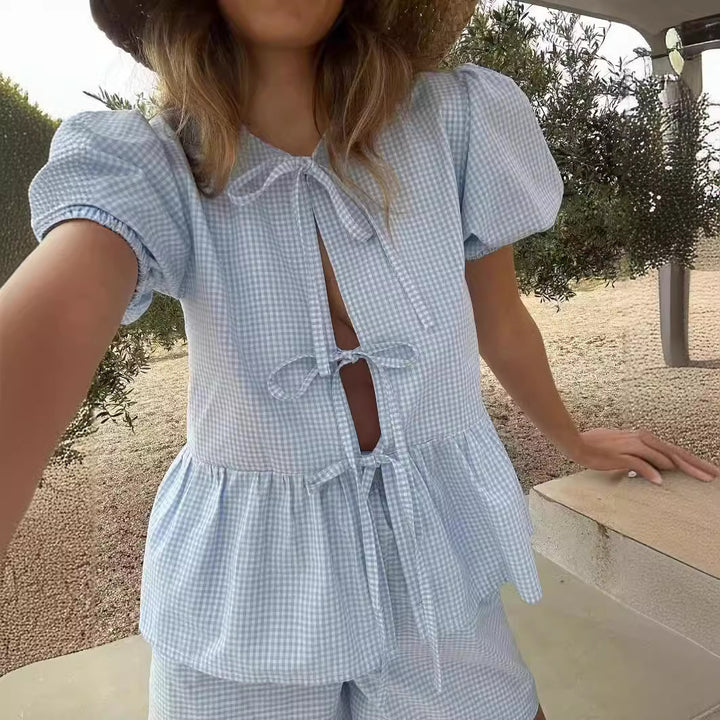 Damer kortärmad blus med ruffles detaljer och knytband Eva Jonsson-Eva Jonsson