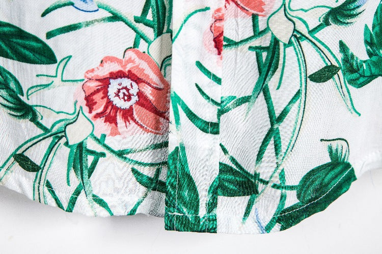 Damer kortärmad skjorta med blommönster och andningsbart bomullskvalitet Mirla-Eva Jonsson