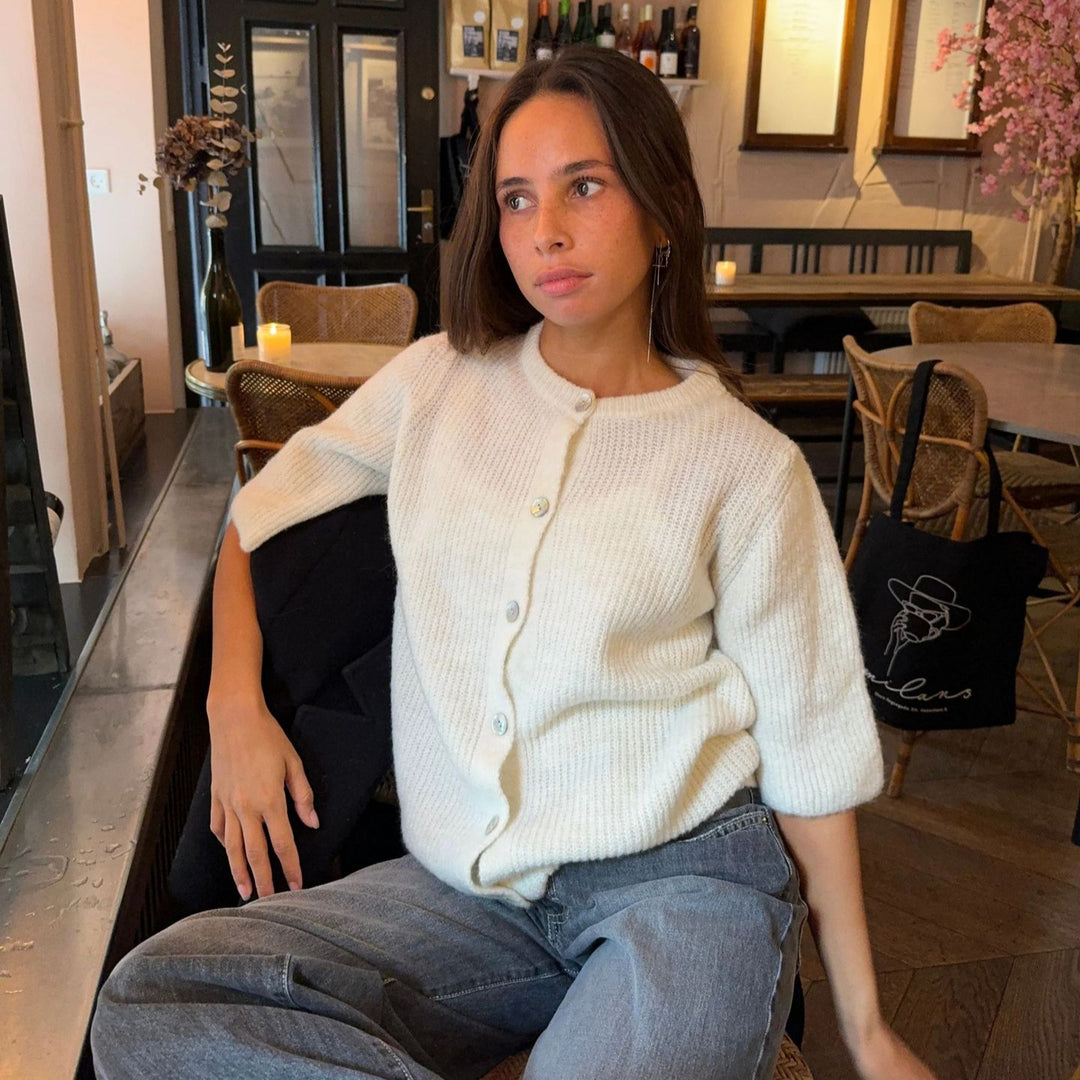 Damer kortärmad stickad tröja med knapprdetails Mirla-Eva Jonsson