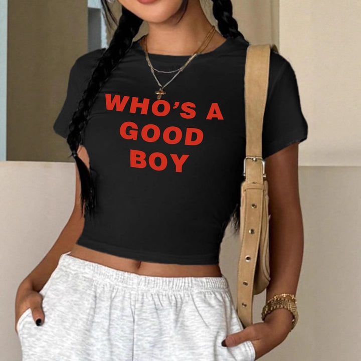 Damer kroppsnära T-shirt med statement hoodie Mirla-Eva Jonsson