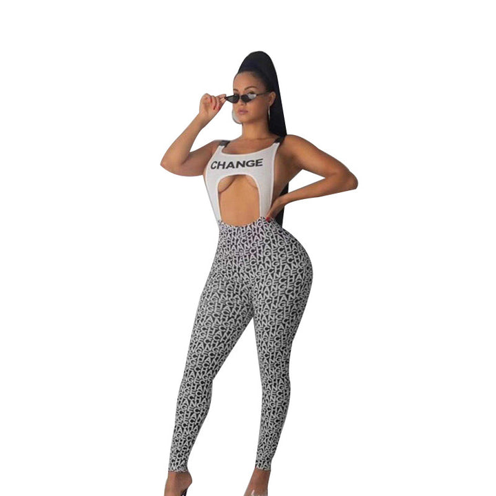 Damer kroppsnära sportoutfit med trendig tryck Mirla-Eva Jonsson
