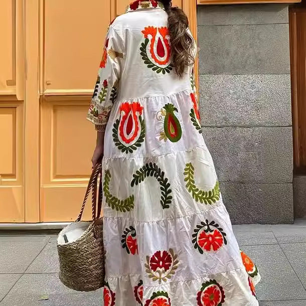 Damer långärmad delrutigt klänning med florala broderier Mirla-Eva Jonsson
