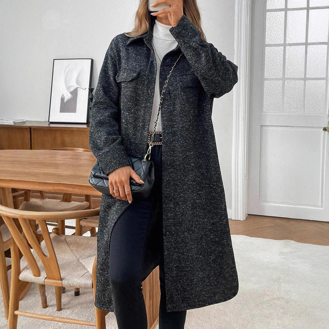 Damer långärmad mantel med praktiska fickor och modern skärning Mirla-Eva Jonsson