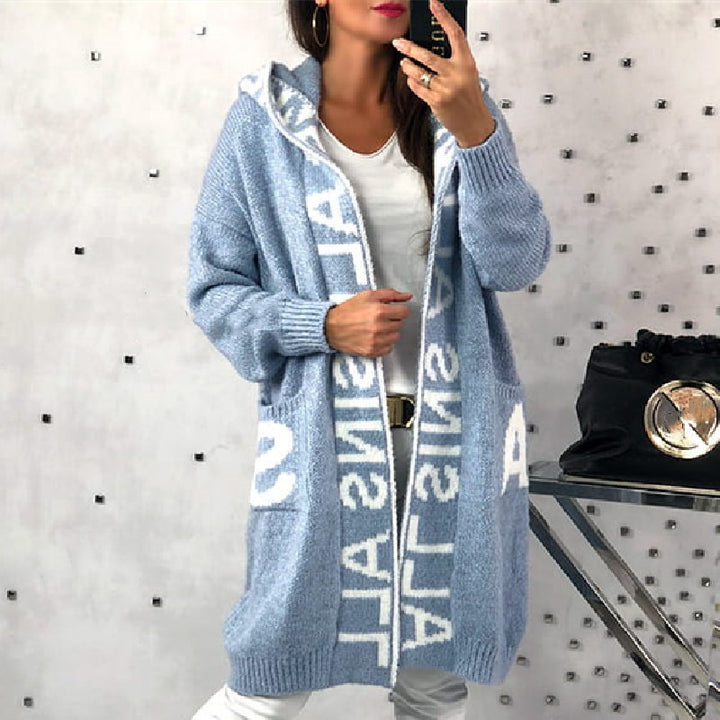 Damer långärmad stickad cardigan med huva och praktiska fickor Mirla-Eva Jonsson
