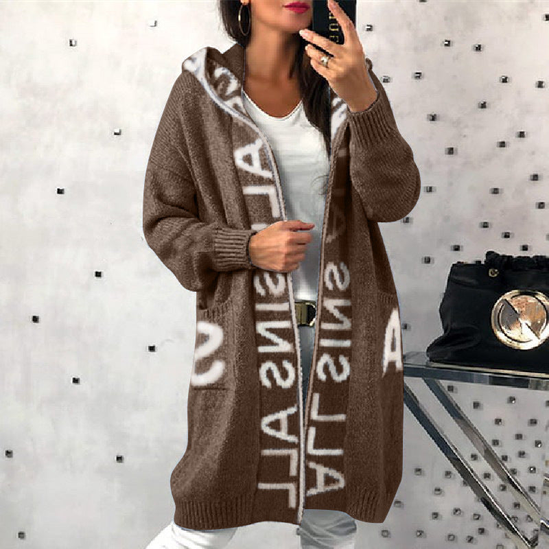 Damer långärmad stickad cardigan med huva och praktiska fickor Mirla-Eva Jonsson