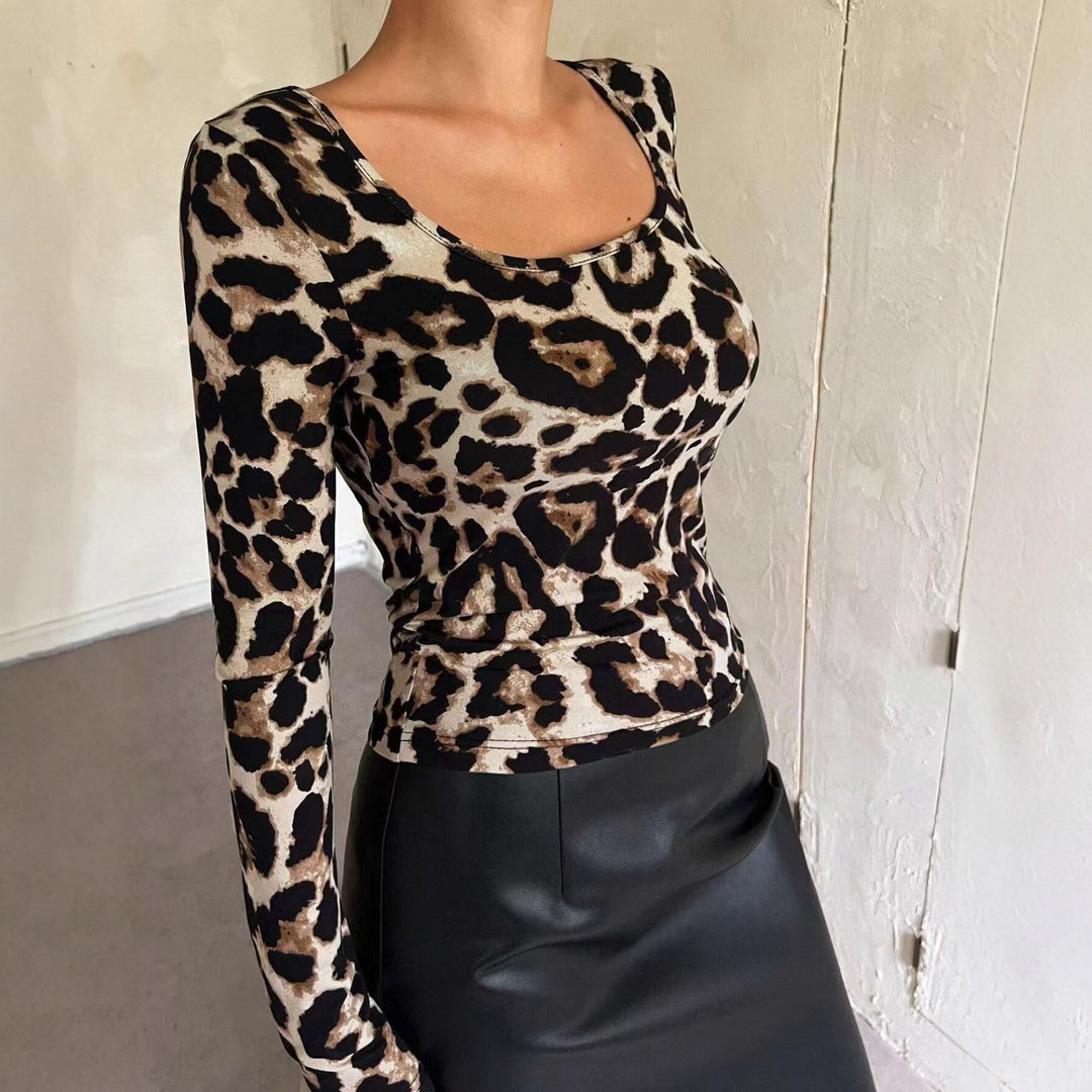 Damer långärmad tröja med leopardmönster Mirla-Eva Jonsson