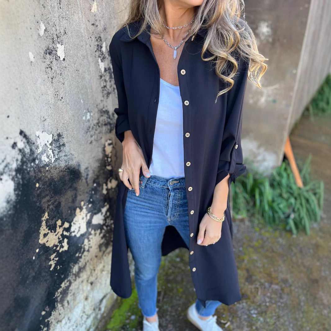 Damer långblus med elegant snitt och avslappnade detaljer Mirla-Eva Jonsson