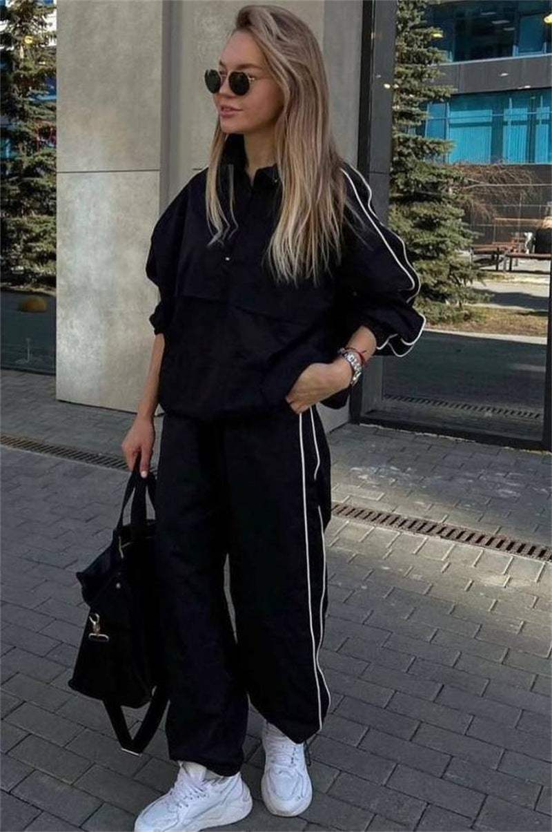 Damer lätt vindjacka med hög krage och dold dragkedja Mirla-Eva Jonsson