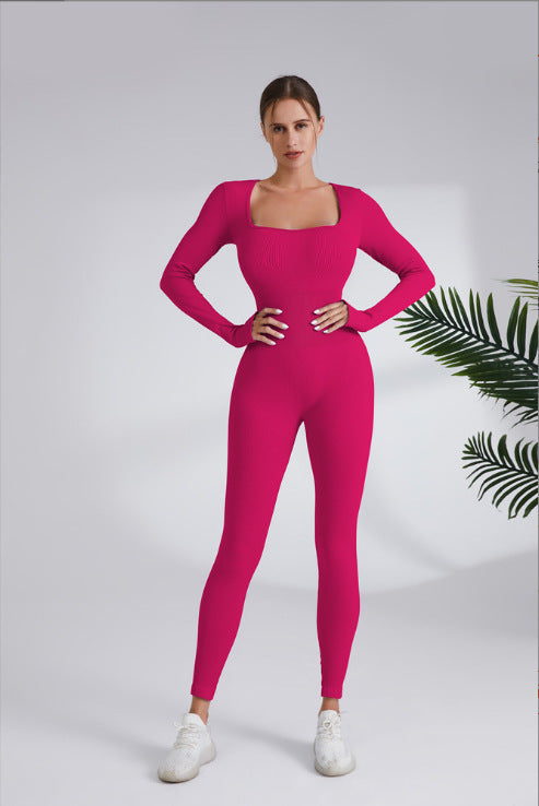 Damer leggingsdräkt med elegant fyrkantig halsringning och figurnära skärning Mirla-Eva Jonsson