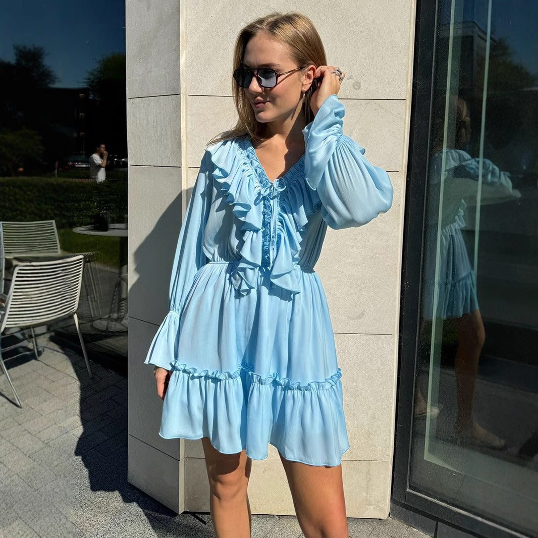 Damer lekfull miniklänning med volangdetaljer och lös passform Mirla-Eva Jonsson