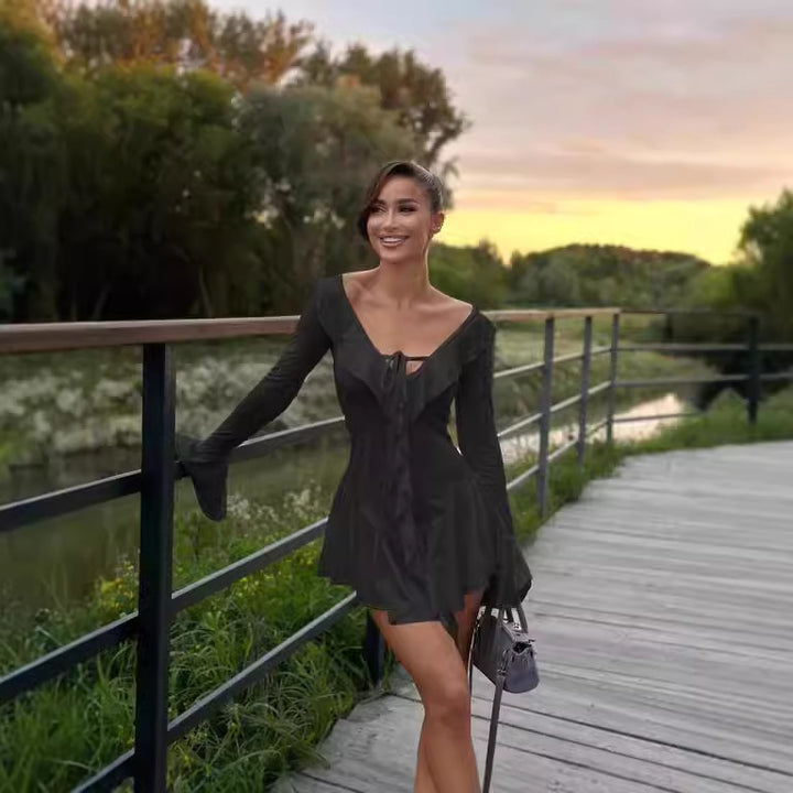 Damer lekfull sommarklänning med volangdetaljer Mirla-Eva Jonsson