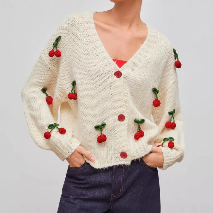 Damer lekfull stickad cardigan med körsbärsapplikationer Eva Jonsson-Eva Jonsson