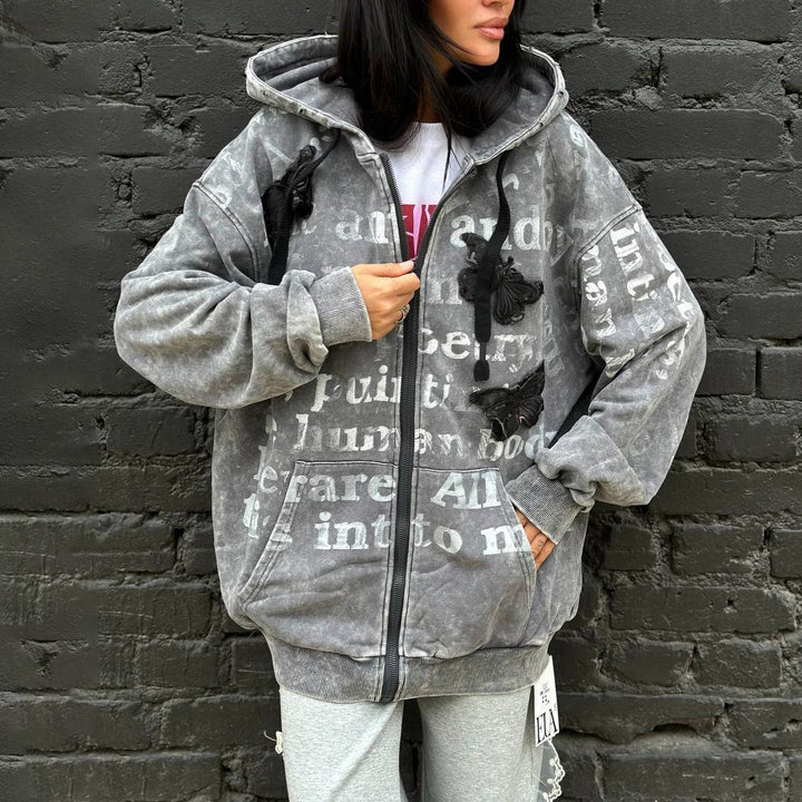 Damer lös passande hoodie med unik text och applikationer Mirla-Eva Jonsson