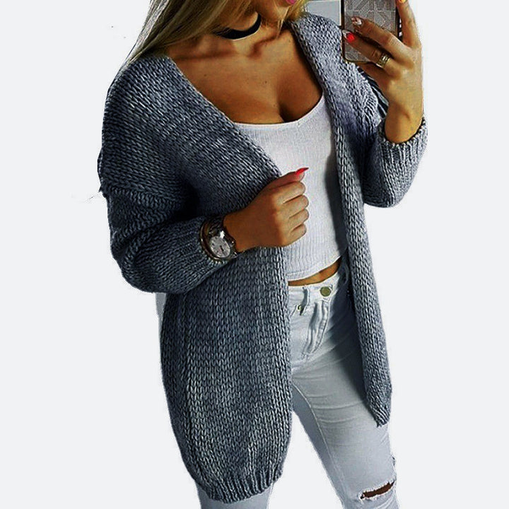 Damer lös stickad cardigan med mjukt material och avslappnad snitt Mirla-Eva Jonsson