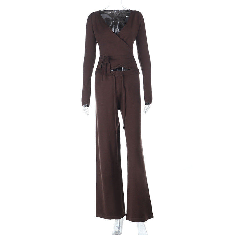 Damer löst jumpsuit med omslagdesign och långa ärmar Mirla-Eva Jonsson