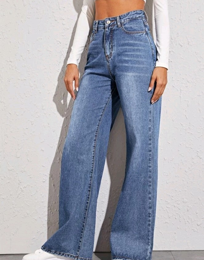 Damer löst skuren High-Waist Jeans i casual look Mirla-Eva Jonsson