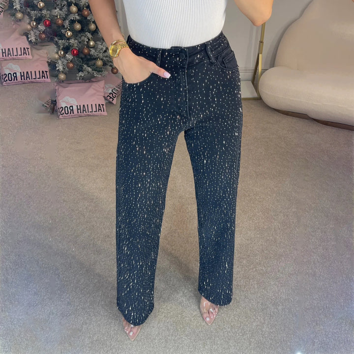 Damer löst skuren jeans med glittrande detaljer Mirla-Eva Jonsson