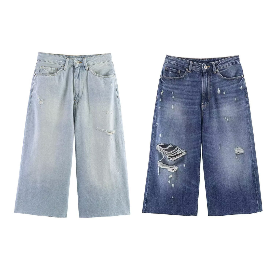 Damer löst skurna jeans i avslappnad trasig design Mirla-Eva Jonsson