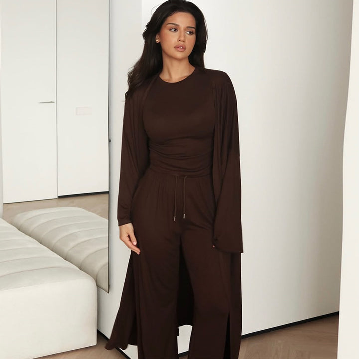 Damer loungewear-set med öppen jacka och vida byxor Mirla-Eva Jonsson