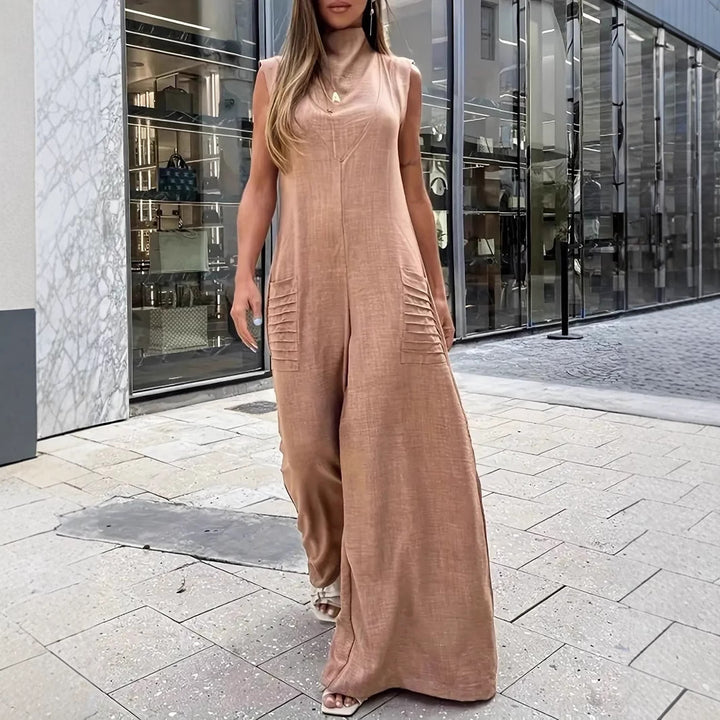 Damer luftig Maxijumpsuit med dekorativa veck och sidfickor Mirla-Eva Jonsson