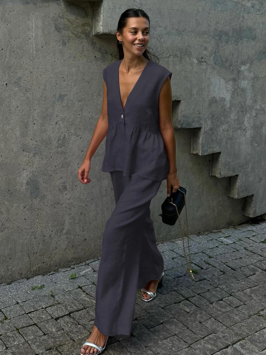 Damer luftig jumpsuit med V-ringning och flytande snitt Mirla-Eva Jonsson