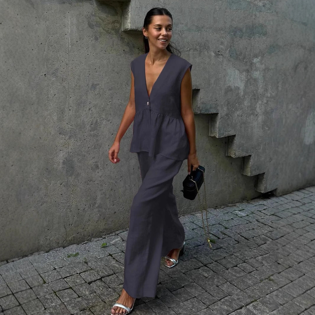 Damer luftig jumpsuit med V-ringning och flytande snitt Mirla-Eva Jonsson