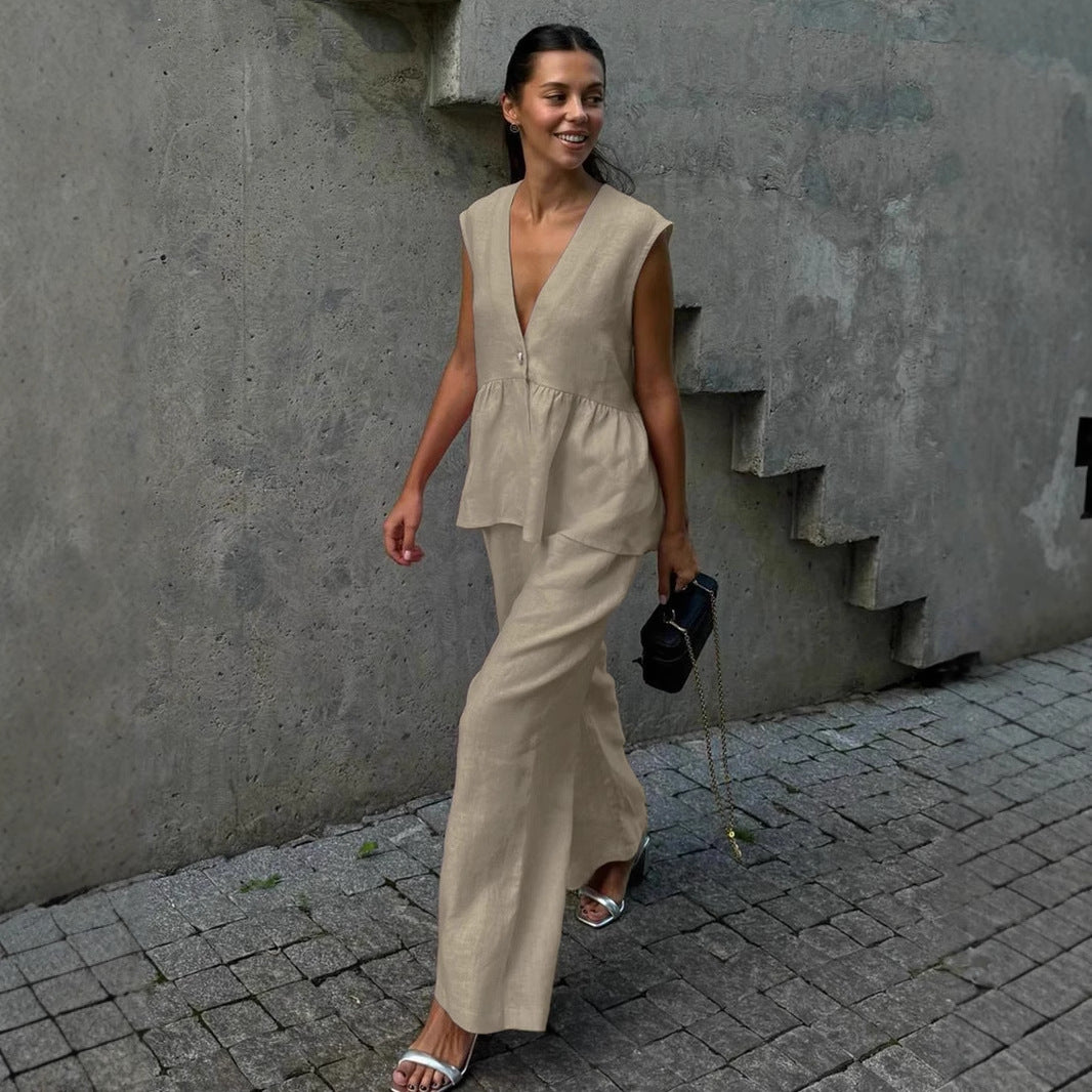 Damer luftig jumpsuit med V-ringning och flytande snitt Mirla-Eva Jonsson