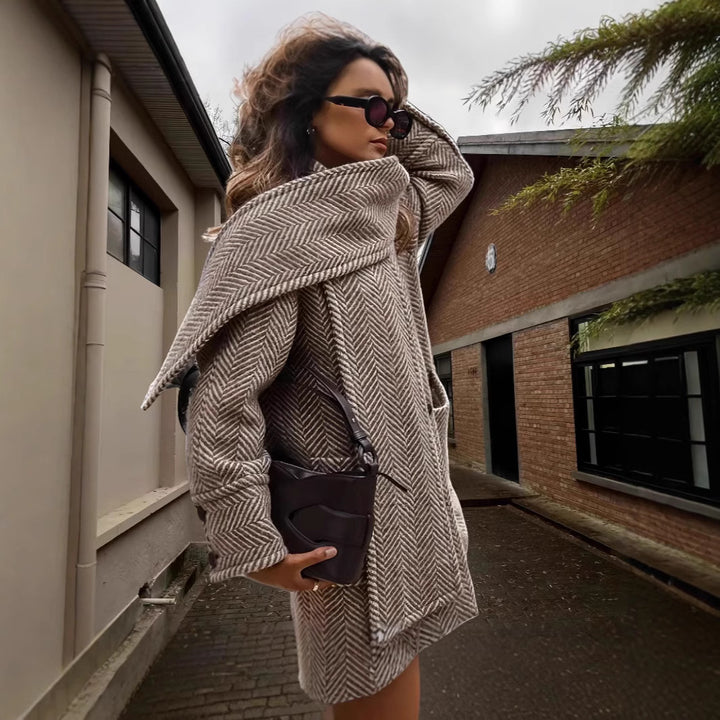 Damer lyx oversize-jacka med strukturerad design Mirla-Eva Jonsson