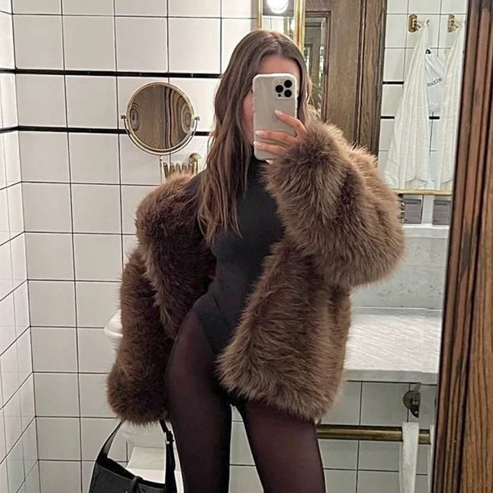 Damer lyxig fuskpälsjacka med vid skärning Eva Jonsson-Eva Jonsson