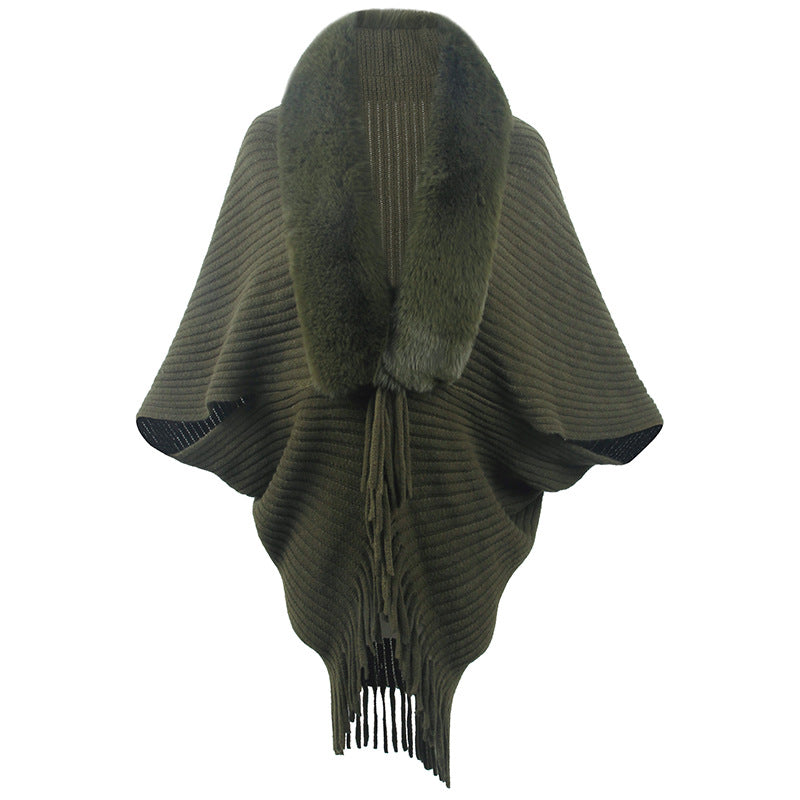 Damer lyxig stickad poncho med elegant konstpälskrage och fransar Eva Jonsson-Eva Jonsson