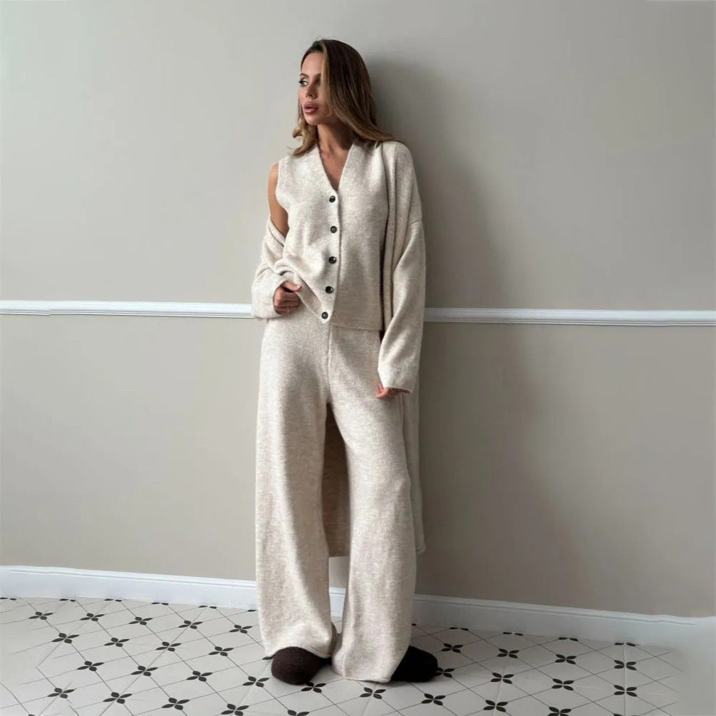 Damer lyxigt lounge-set med lång cardigan och vida byxor Mirla-Eva Jonsson