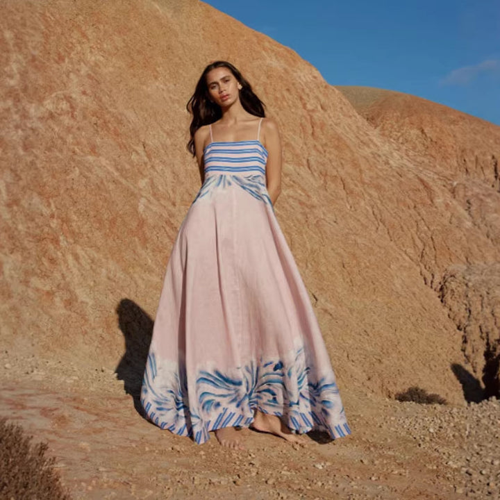 Damer maxi klänning med subtil gradient och blommotiv Mirla-Eva Jonsson