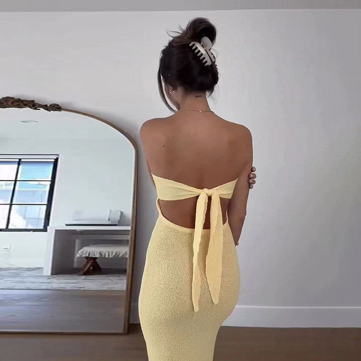 Damer maxikjol med elegant bandeau-uttalning och minimalistisk silhuett Mirla-Eva Jonsson