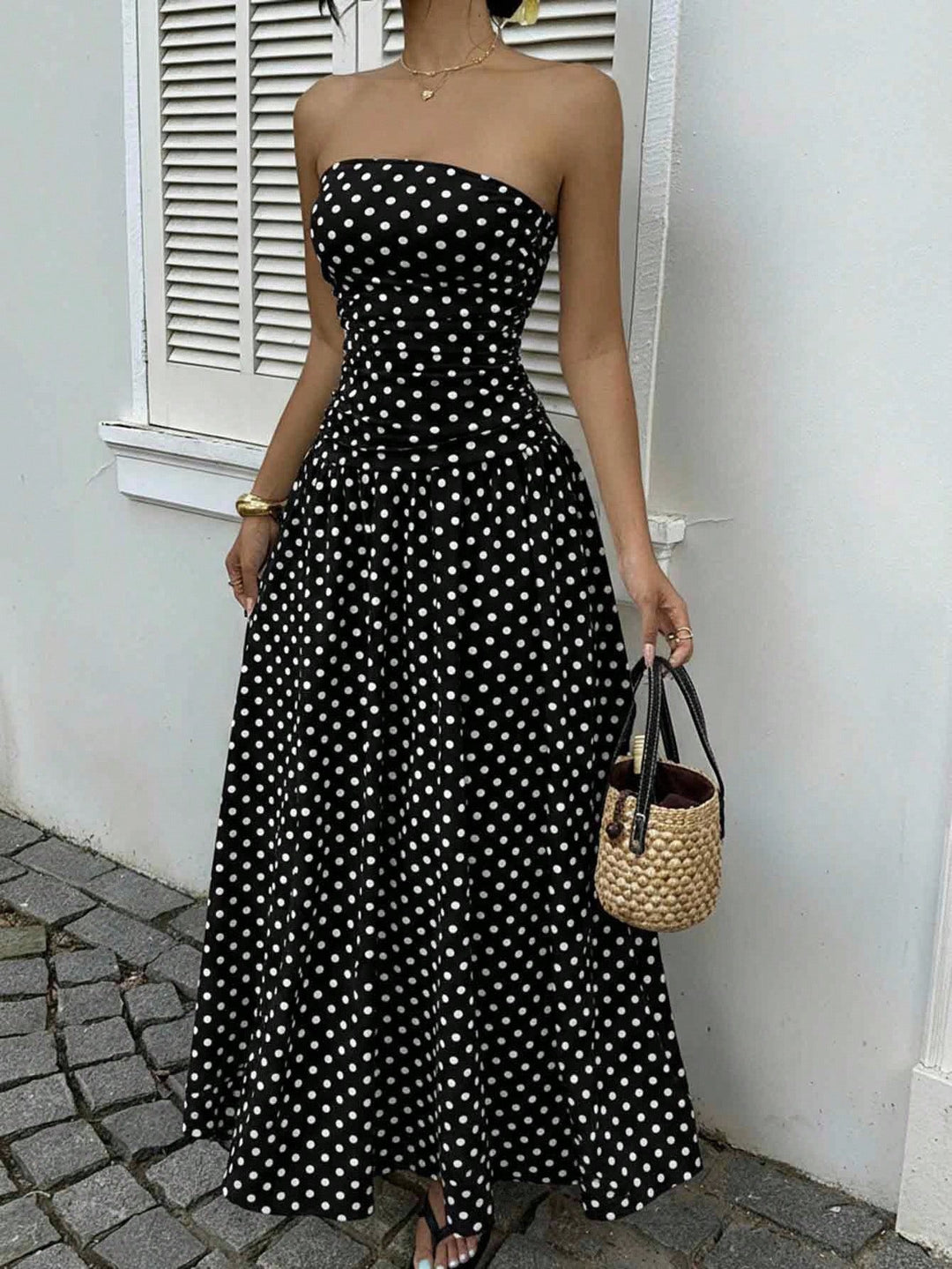 Damer maxikjol med strapless design och prickmönster Mirla-Eva Jonsson